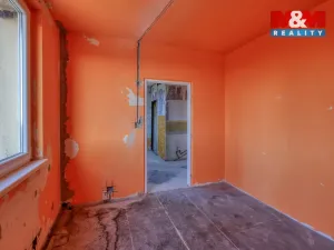 Pronájem bytu 4+1, Rovná, 80 m2