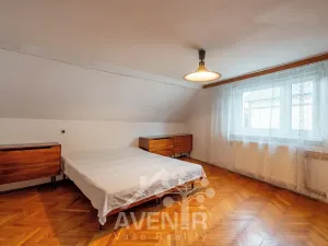 Prodej rodinného domu, Mukařov, 189 m2