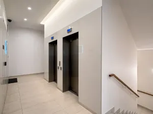 Prodej bytu 2+kk, Praha - Holešovice, 57 m2