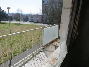 Dražba pozemku, Praha, 877 m2