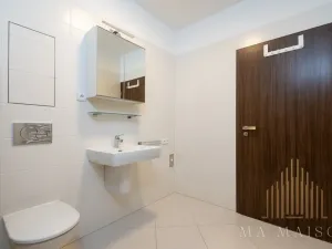 Pronájem bytu 2+kk, Praha - Střížkov, Lovosická, 52 m2