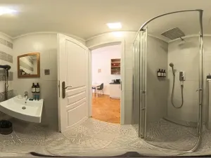 Prodej bytu 2+1, Praha - Nové Město, Ve Smečkách, 66 m2