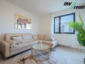 Prodej bytu 4+kk, Poděbrady, Dykova, 81 m2