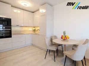 Prodej bytu 4+kk, Poděbrady, Dykova, 81 m2