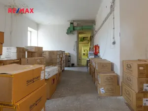 Prodej výrobních prostor, Dašice, náměstí T. G. Masaryka, 2490 m2