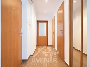 Pronájem bytu 2+kk, Praha - Libeň, Sokolovská, 50 m2