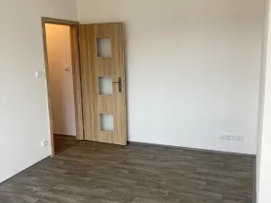 Pronájem bytu 1+1, Děčín, Kamenická, 38 m2