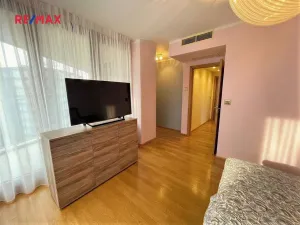 Pronájem bytu 4+kk, Praha - Žižkov, Ke kapslovně, 156 m2