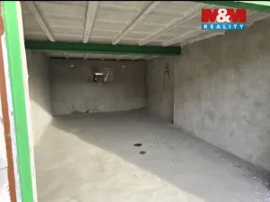 Pronájem garáže, Benešov, U Mlýna, 18 m2