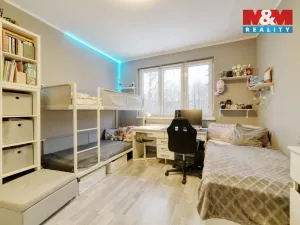 Prodej bytu 3+1, Valy, Pod Lesem, 64 m2