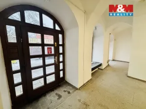 Pronájem obchodního prostoru, Jihlava, Masarykovo náměstí, 360 m2