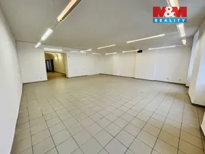 Pronájem obchodního prostoru, Jihlava, Masarykovo náměstí, 360 m2