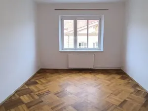 Pronájem bytu 3+1, Cheb, Mánesova, 80 m2