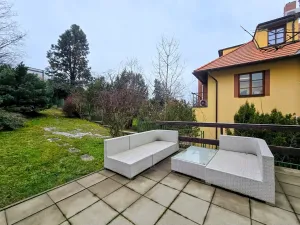 Pronájem rodinného domu, Praha - Braník, U háje, 380 m2