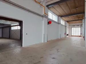Pronájem výrobních prostor, Lišov, Hůrecká, 640 m2
