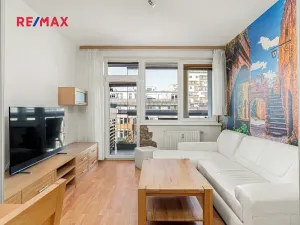 Pronájem bytu 2+kk, Praha - Vysočany, Podkovářská, 54 m2