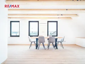 Prodej bytu 4+1, Černilov, 130 m2