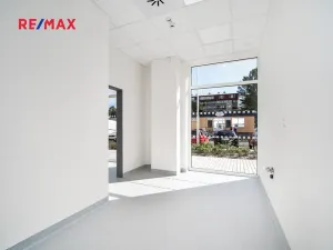 Pronájem ordinace, Milovice, Spojovací, 41 m2