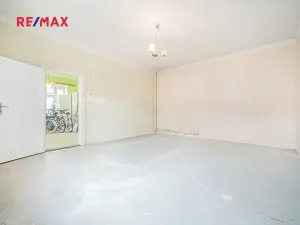 Prodej rodinného domu, Praha - Dolní Počernice, Listopadová, 302 m2