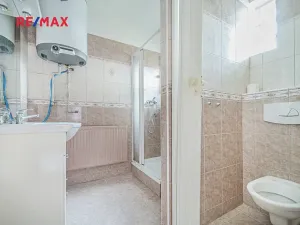 Prodej rodinného domu, Praha - Dolní Počernice, Listopadová, 302 m2