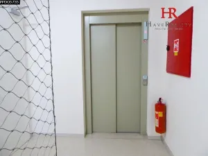 Pronájem kanceláře, Benešov, Vnoučkova, 35 m2