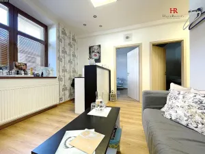 Pronájem komerční nemovitosti, Benešov, Vlašimská, 20 m2