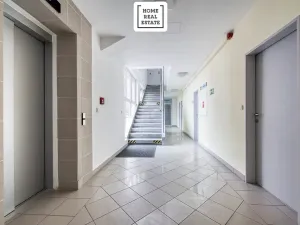 Pronájem kanceláře, Kolín, Rubešova, 634 m2