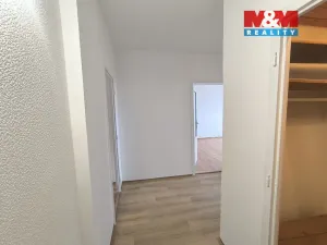 Pronájem bytu 2+1, Ústí nad Labem - Severní Terasa, Rabasova, 62 m2