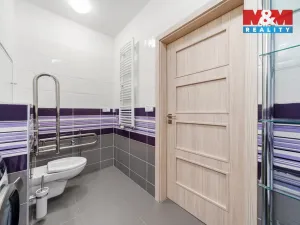 Prodej bytu 2+kk, Pardubice - Polabiny, Bělehradská, 77 m2