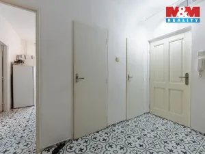 Prodej bytu 3+1, Hroznětín, Sídliště, 73 m2