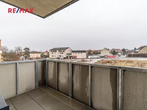 Pronájem bytu 2+kk, Horoměřice, Karla IV., 53 m2