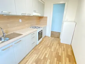 Pronájem bytu 3+1, Jablonec nad Nisou, 28. října, 98 m2