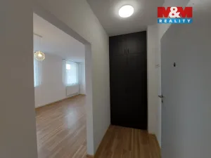 Pronájem bytu 2+kk, Humpolec, Nerudova, 35 m2
