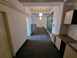 Pronájem kanceláře, Uherské Hradiště, Tř. Maršála Malinovského, 23 m2