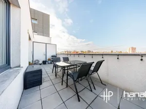 Pronájem bytu 2+kk, Olomouc, Wolkerova, 61 m2