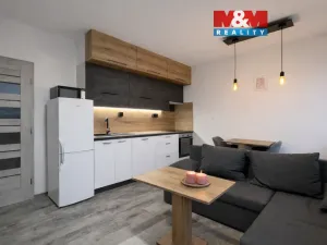 Pronájem bytu 2+kk, Louny, Říční, 36 m2