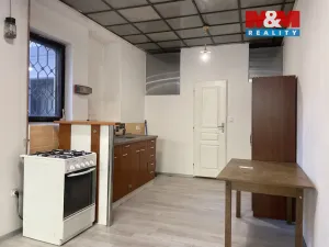 Pronájem bytu 1+kk, Prostějov, Školní, 33 m2