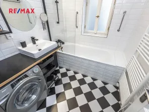 Pronájem bytu 3+kk, Praha - Žižkov, Milíčova, 69 m2