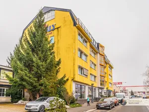 Pronájem kanceláře, Praha, Dopraváků, 240 m2