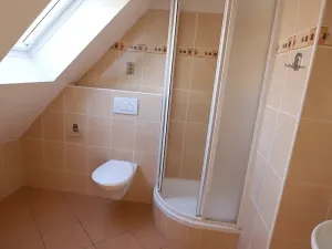 Pronájem bytu 2+kk, Praha - Radlice, Na Farkáně III, 57 m2