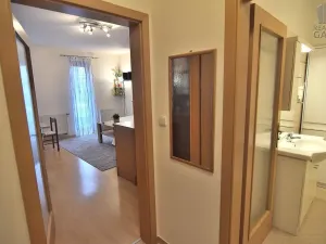 Prodej bytu 2+kk, Řevnice, Komenského, 55 m2