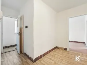 Prodej bytu 2+1, Rybitví, Činžovních domů, 58 m2