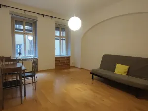 Pronájem bytu 2+kk, Praha - Karlín, Pernerova, 62 m2