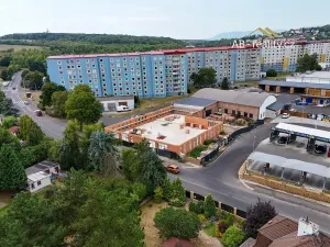 Pronájem skladu, Teplice, 1630 m2