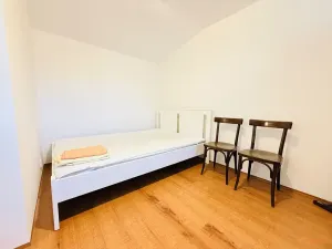 Pronájem bytu 1+kk, Praha - Suchdol, Nad dolíky, 16 m2