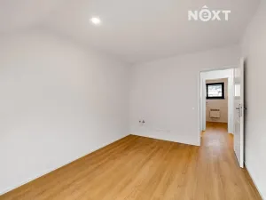 Prodej bytu 2+kk, Praha - Zbraslav, Elišky Přemyslovny, 34 m2