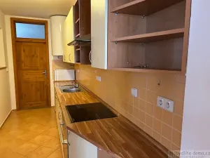 Pronájem bytu 2+1, Tábor, Kamarýtova, 59 m2