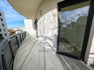 Pronájem bytu 2+kk, České Budějovice, Na Zlaté stoce, 50 m2