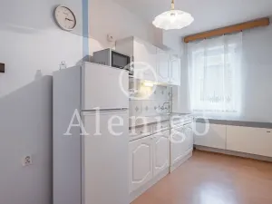 Prodej vícegeneračního domu, Praha - Ďáblice, Vojkovická, 182 m2