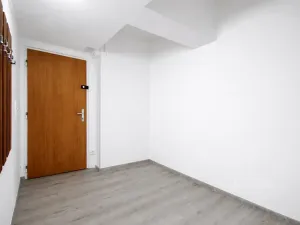 Pronájem bytu 1+1, Ústí nad Labem, Tolstého, 44 m2